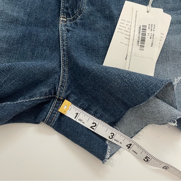 AG Adriano Goldschmied Hailey Cut-Off Ex-Boyfriend Denim Shorts - Picture 6 of 9